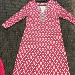 Crown & Ivy Pink and White Sheath Midi Dress V-Neck